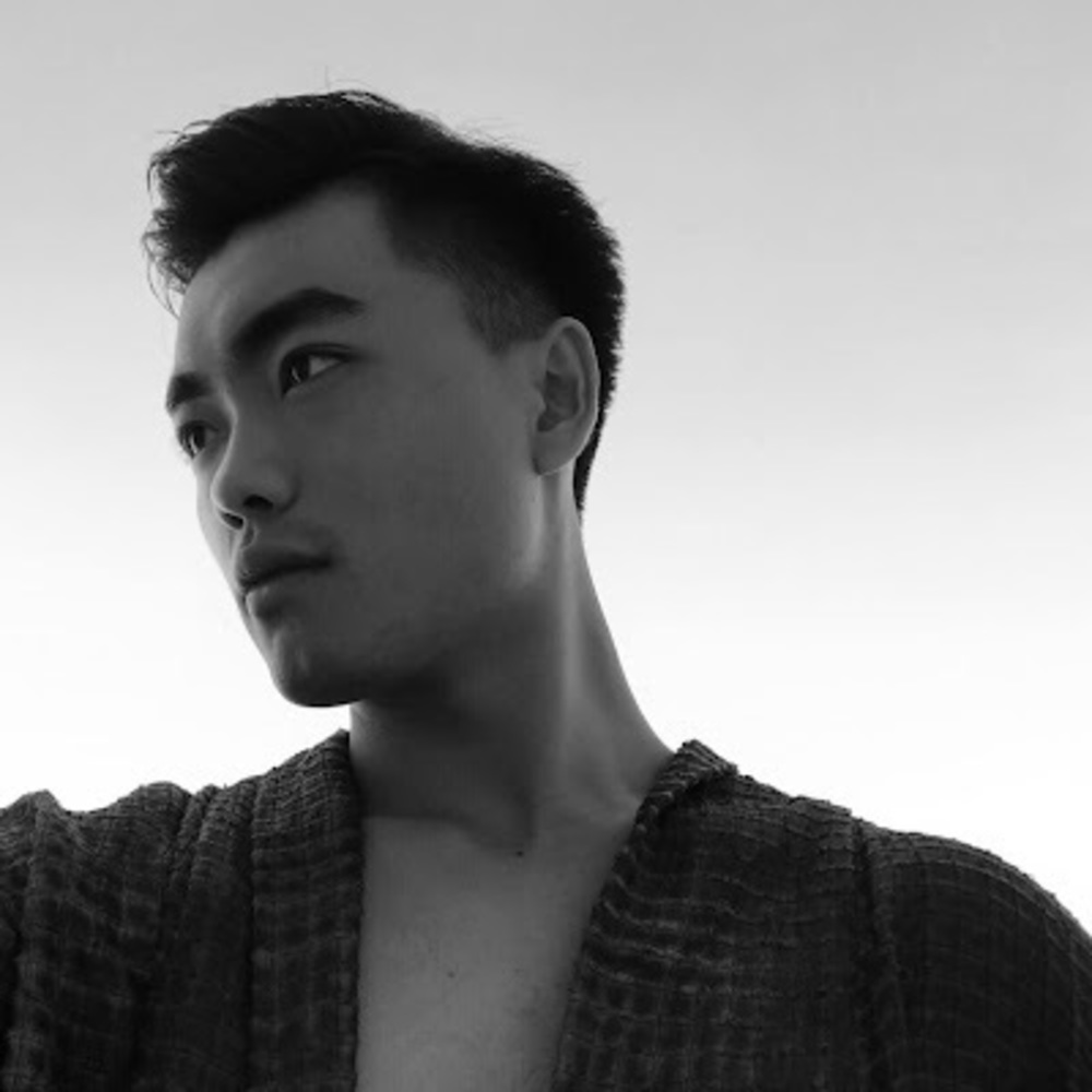 Meet your Posher, Quang tín